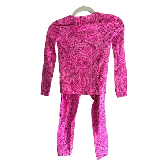 Lilly Pulitzer Pink Pajama Set with Festive Swirl Design - Picture 4 of 8